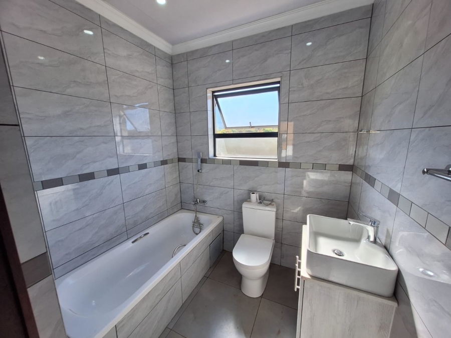 2 Bedroom Property for Sale in Melodie North West